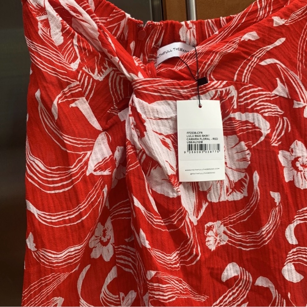 Faithfull the Brand Lulu Maxi Skirt Camara Floral Print Red, size 6 - Picture 7 of 7